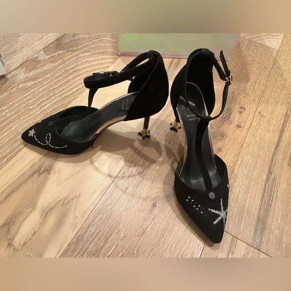 Unique black heels with straps - Picture 2 of 4